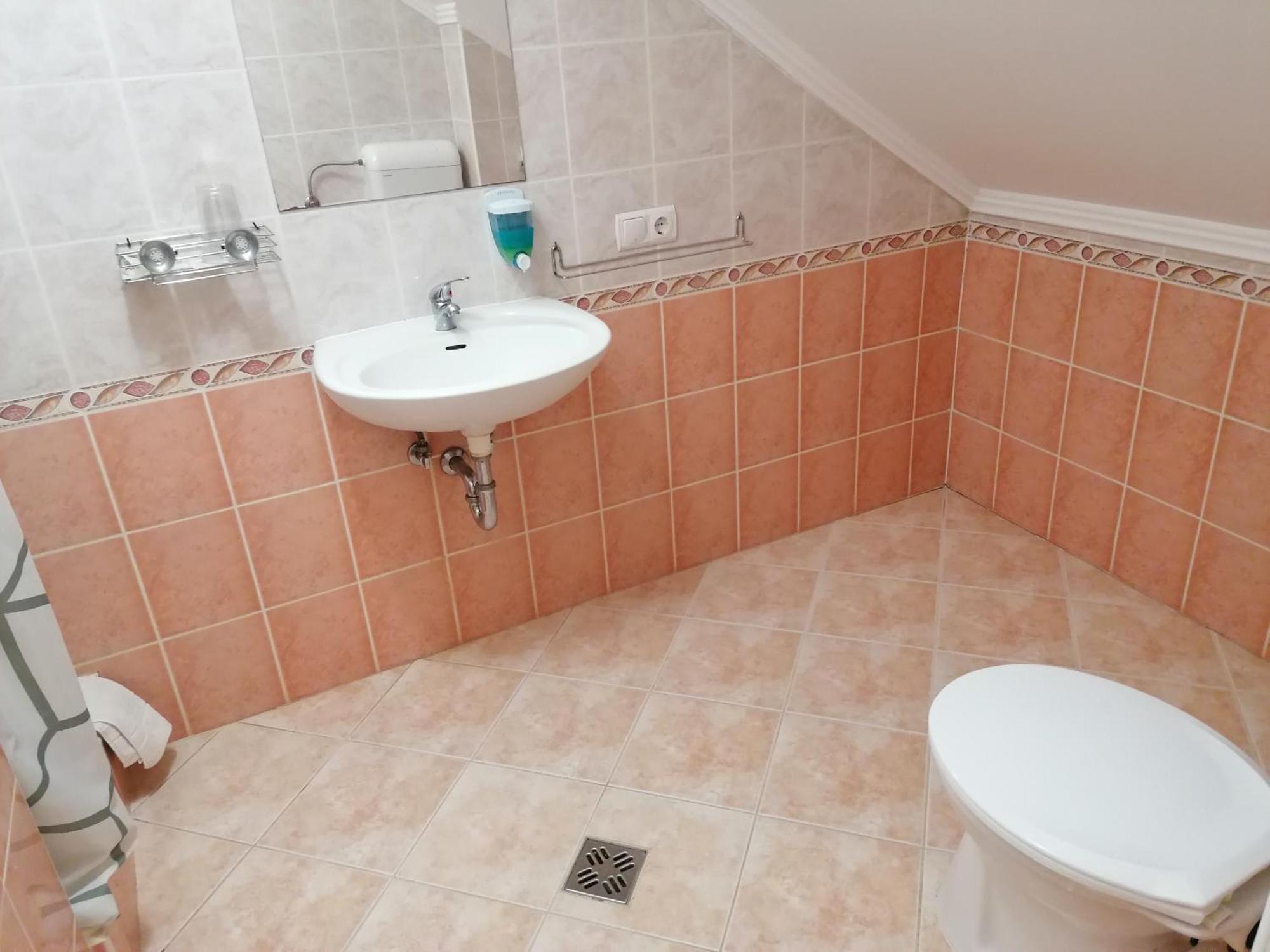 Iglodi Panzio Hotel Kunszentmárton Buitenkant foto