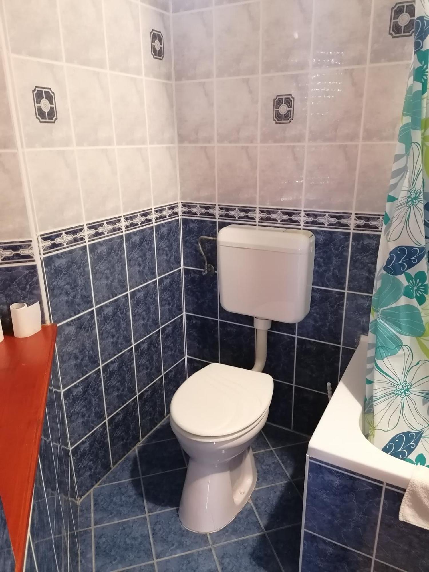 Iglodi Panzio Hotel Kunszentmárton Buitenkant foto